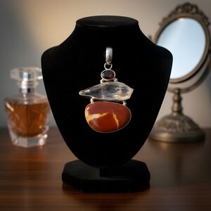 Sterling Silver 925 Pendant With Semiprecious Stones.